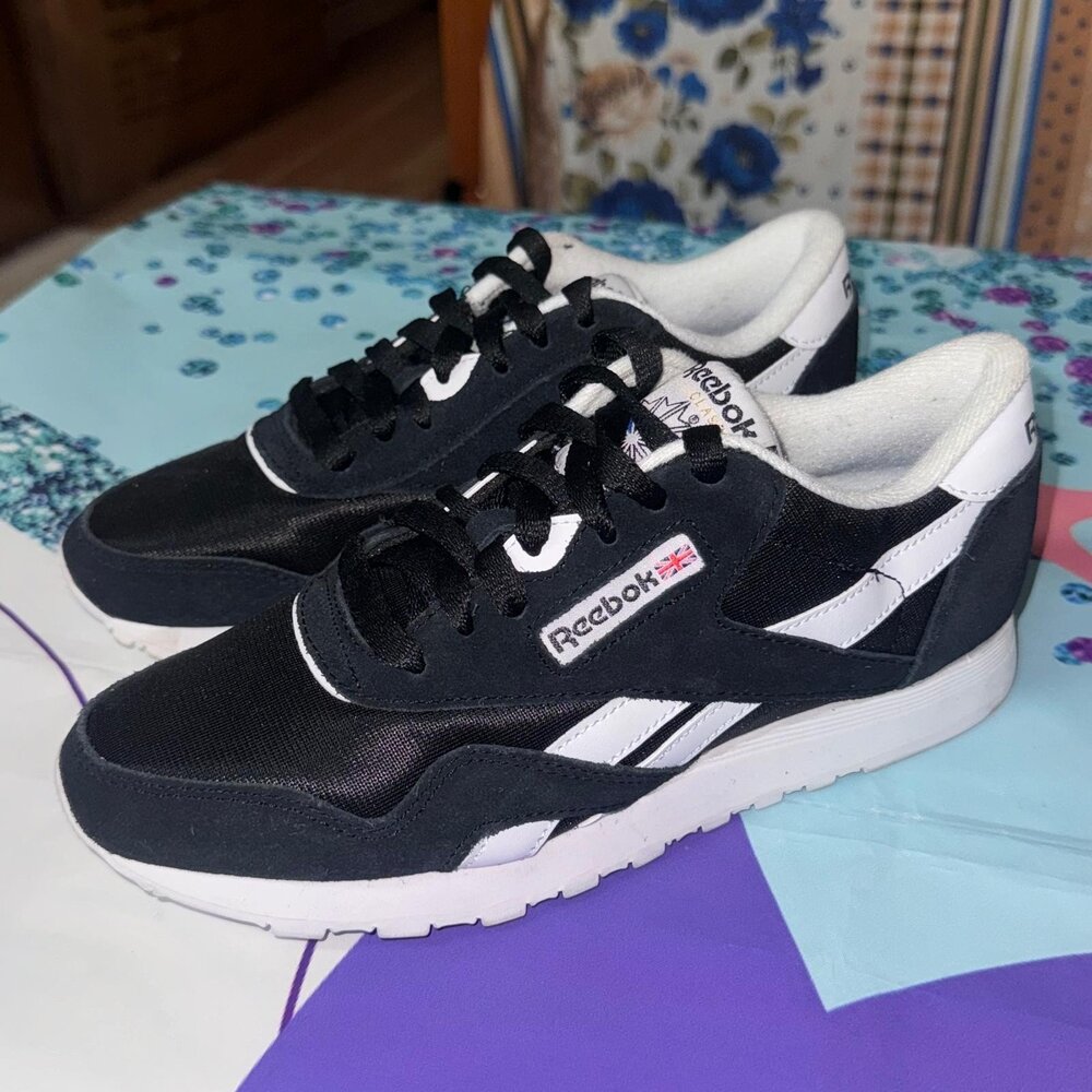Reebok Women's Classic Nylon 1 Shoes Lace Up   Sneaker Low Top Black Size US 7